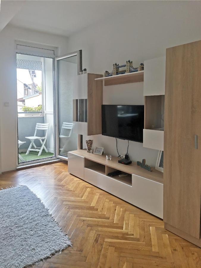 Center Apartment Iva Novi Sad Exterior photo